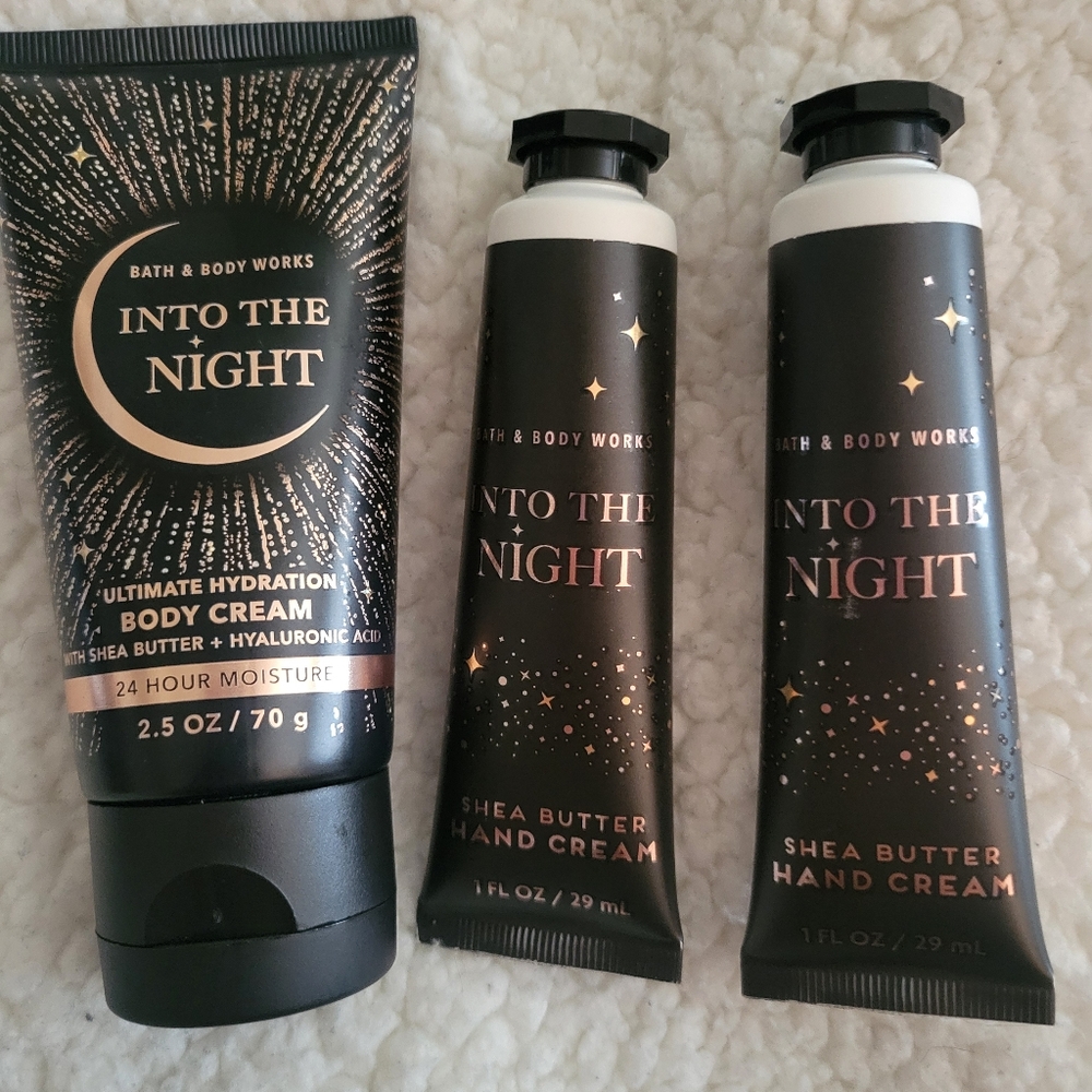 Bath and Body Works INTO THE NIGHT mini set lotion with 2 ps hand cream